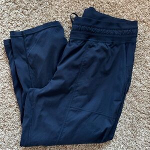 Lululemon Dance Studio Mid Rise Cropped Pant Size 14
